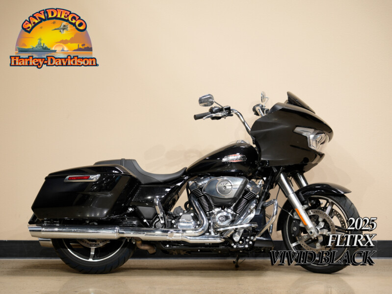 FLTRX 2025 Road Glide™