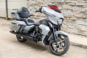 2025 Harley-Davidson® Street Glide™ Ultra FLHXU thumb 3