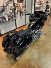 FLTRX 2025 Road Glide™ thumb 2