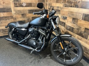 2022 Harley-Davidson® Iron 883™ Black Denim XL883N thumb 3