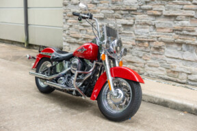 2016 Harley-Davidson® Heritage Softail® Classic FLSTC  thumb 3