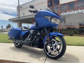 FLTRX 2026 Road Glide® thumb 2