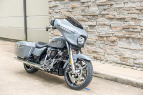 2026 Harley-Davidson® Street Glide® FLHX thumb 2