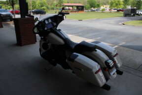 2023 Harley-Davidson® Street Glide® ST White Sand Pearl thumb 0
