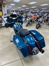 FLTRX 2026 Road Glide® thumb 2