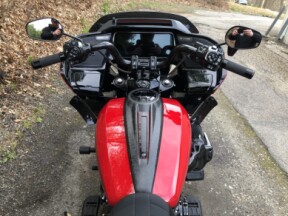 2025 Harley-Davidson® CVO™ Road Glide™ ST Rally Red thumb 0