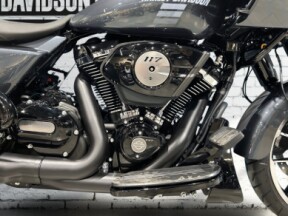 2026 Harley-Davidson® Road Glide 3 Iron Horse Metallic thumb 1