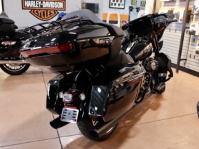 2026 Harley-Davidson Street Glide Limited Grand American Touring thumb 2