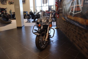 2016 Road King® (FLHR) thumb 0