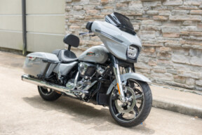 2024 Harley-Davidson® Street Glide® FLHX thumb 3