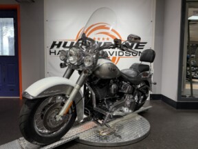 FLSTN 2008 Softail® Deluxe thumb 1