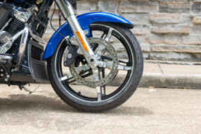 2024 Harley-Davidson® Street Glide® FLHX thumb 2