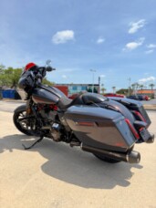 FLHXSTSE 2026 CVO Street Glide ST thumb 1