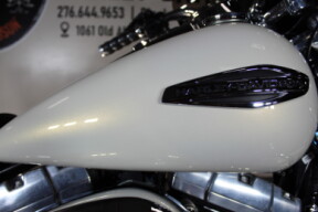 2014 Harley-Davidson® Switchback™ FLD thumb 1