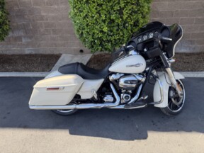 FLHX 2022 Street Glide® thumb 3