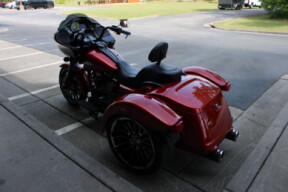 2025 Harley-Davidson® Road Glide® 3 Whiskey Firestorm - Black Finish thumb 0