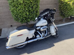 FLHX 2022 Street Glide® thumb 1