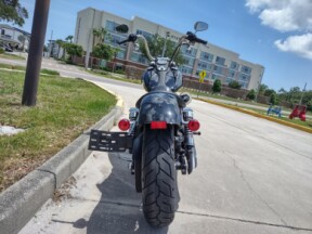 Harley-Davidson® Street Bob® 2017 thumb 0