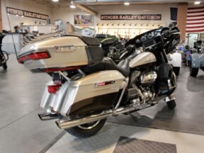 2018 Harley-Davidson Ultra Limited Grand American Touring thumb 2
