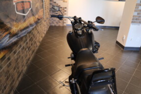 2017 Fat Bob® (FXDF) thumb 2