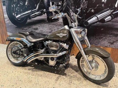 MY18 Harley-Davidson® Fat Boy® 114 FLFBS Solid Paint