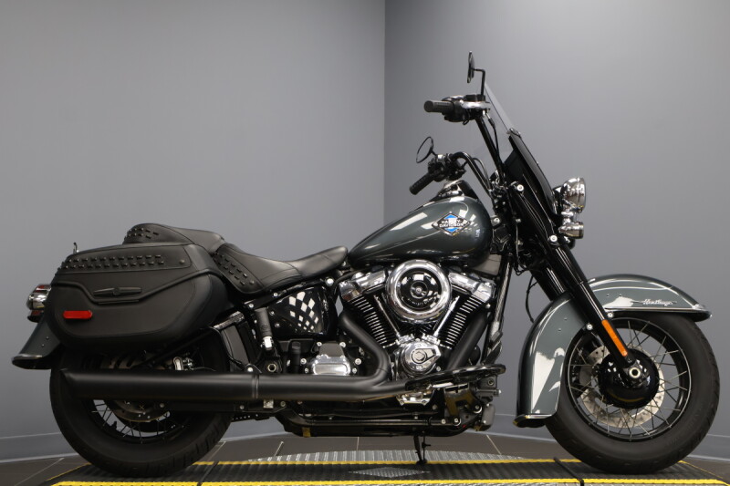 2025 Harley-Davidson® Heritage Classic FLHC