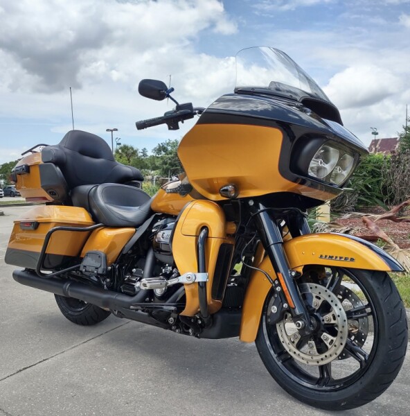 Harley-Davidson® Road Glide® Limited 2023