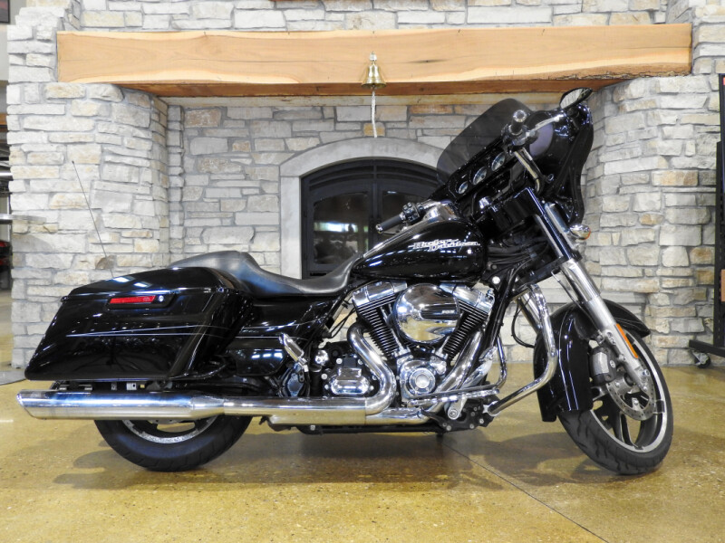 FLHXS 2016 Street Glide® Special