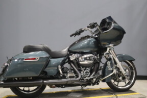2020 Harley-Davidson® Road Glide® FLTRX thumb 2