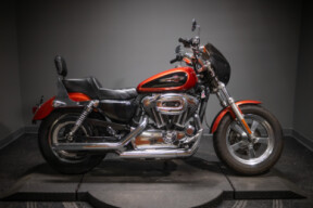  2011 1200 Custom (XL1200CP) thumb 3