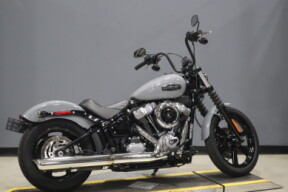 2026 Harley-Davidson® Street Bob® FXBB thumb 2