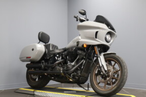 2024 Harley-Davidson® Low Rider® ST FXLRST thumb 3