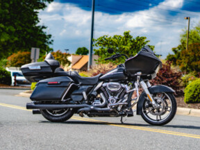 FLTRXS 2017 Road Glide® Special thumb 1