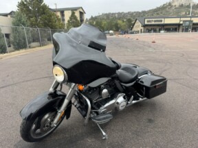 2011 Harley-Davidson® Street Glide® thumb 1