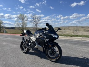 2023 Kawasaki Ninja 400 thumb 3