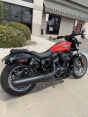 2026 Harley-Davidson® Nightster® Special Blood Orange Black Trim thumb 2