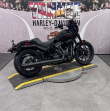 2026 FXLRS Low Rider® S thumb 3