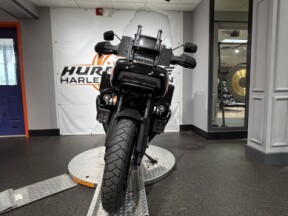 2026 Harley-Davidson® Pan America 1250 Limited thumb 2