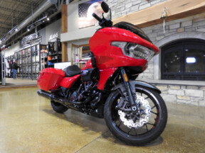 Harley-Davidson® CVO™ Road Glide™ ST 2025 FLTRXSTSE RALLY RED thumb 3