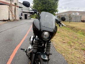 2025 Harley-Davidson® Street Bob® FXBB thumb 3