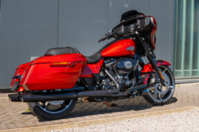 2025 Harley-Davidson Street Glide™ thumb 1