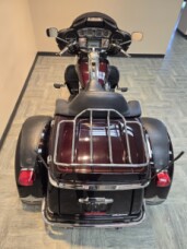 2014 Harley-Davidson® Tri Glide® Ultra Blackened Cayenne FLHTCUTG thumb 1