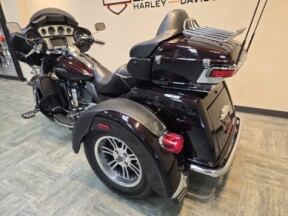 2014 Harley-Davidson® Tri Glide® Ultra Blackened Cayenne FLHTCUTG thumb 0