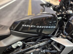 2024 Harley-Davidson® Harley-Davidson X™ 350 Dramatic Black thumb 0