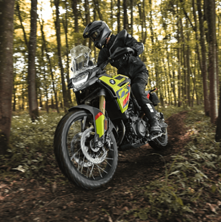 0.9% APR financing or $2,000 off MSRP on the 2025 F 900 GS
