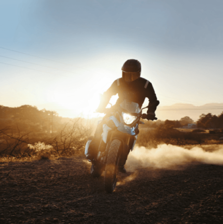 2.9% APR financing or $500 off MSRP on 2025 G 310 R or G 310 GS