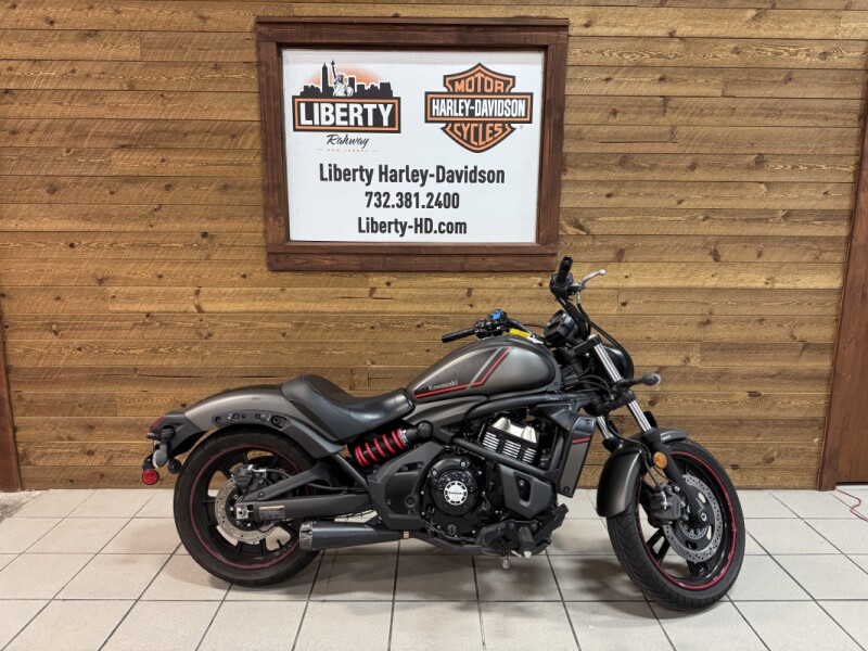 2021 Kawasaki Vulcan® S Metallic Flat Raw Graystone