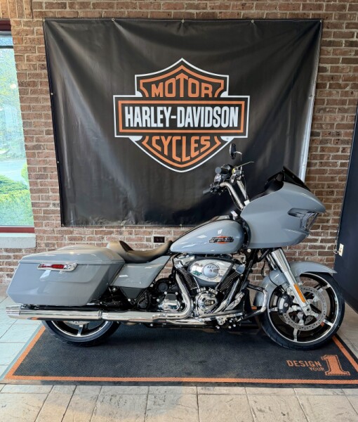 2026 Harley-Davidson® Road Glide® Dark Billiard Gray Chrome Trim