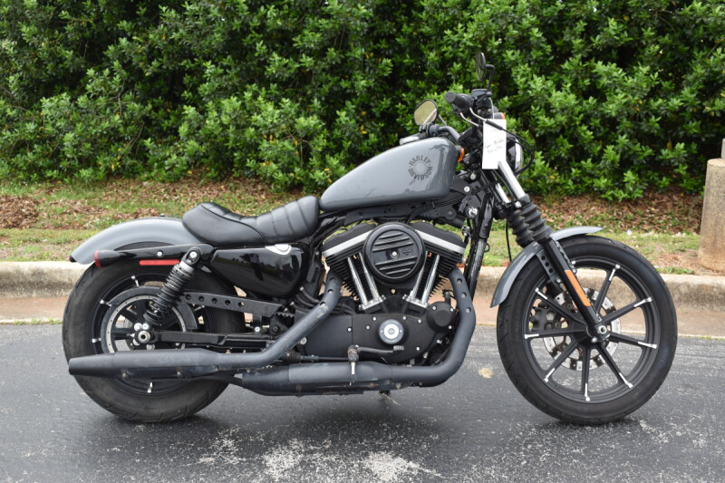 2022 Harley-Davidson® Iron 883™ XL883N