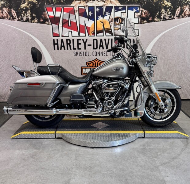 2017 FLHR Road King®